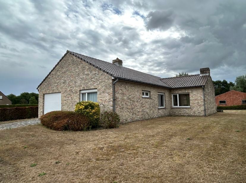 Maison à louer
                    à 8340 Sijsele