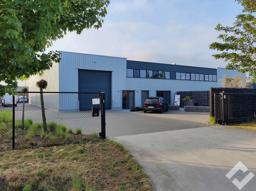 Bedrijfsvastgoed te huur in Waterrijtstraat 38,
                    3920 Lommel