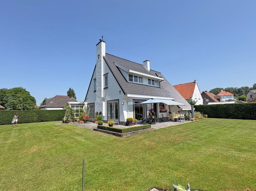 Huis te koop in ,
                    8670 Koksijde