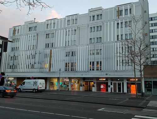                                         Commerce à louer à Genk, € 3.900

