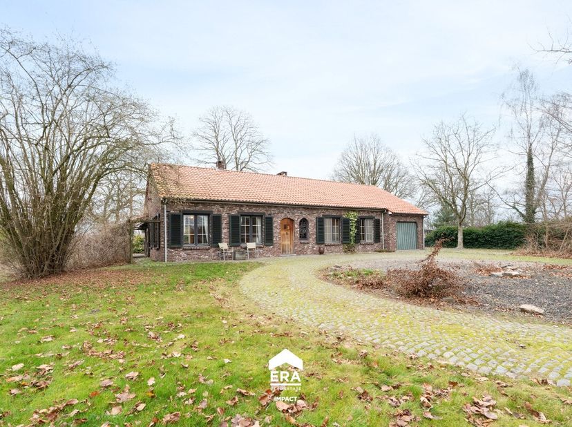 [[ CE BIEN PARTICIPE À LA JOURNÉE MAISONS OUVERTES ERA LE 13/6 DE 11:00 À 12:00 ]]<br />
Ce bien participe à la Journée Maisons Ouvertes ERA. Visitabl
