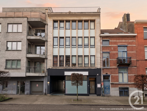                                         Appartement te koop in Etterbeek, € 249.000
