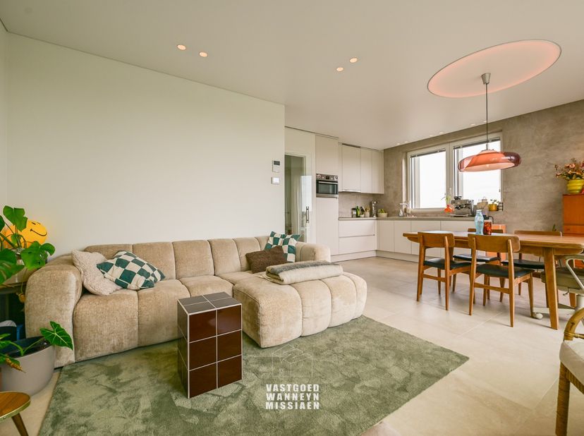 Appartement à vendre à Rolariusplein 23 boîte 42,
                    8800 Roeselare
