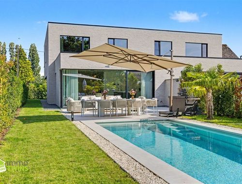                                         Woning te koop in Buggenhout, € 795.000
