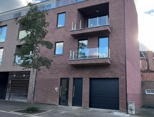                                         Studio te huur in Diepenbeek, € 725
