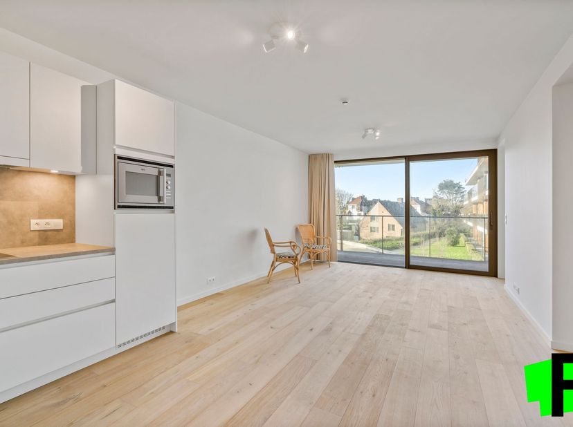 Dit nieuw assistentie appartement in Residentie 't Zout, is gelegen op slechts 100m van het strand &amp; zee en op wandelafstand van openbaar vervoer, win