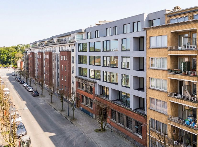 Appartement te koop
                    in 1140 Evere