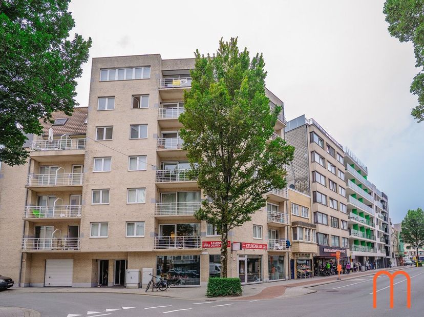 Ontdek dit charmante één-slaapkamerappartement in Residentie Zeebries, perfect gelegen in het hart van Oostende.<br />
Gelegen op de tweede verdieping