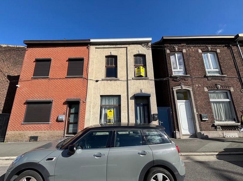 Huis te koop in Rue des Hiercheuses 66,
                    6001 Marcinelle