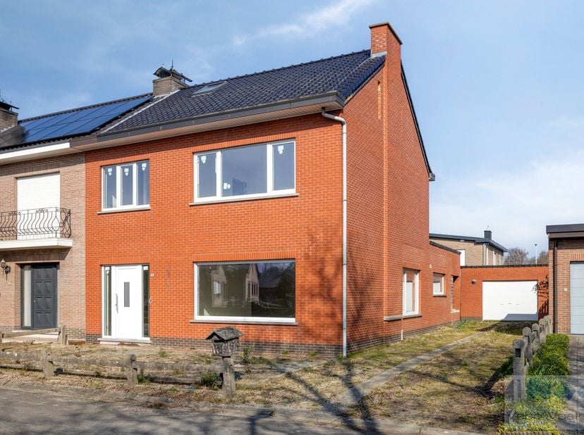 Maison à vendre
                    à 2222 Itegem