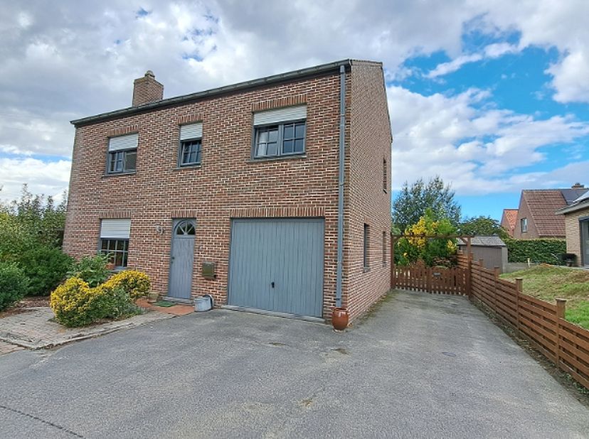 Huis te koop in Maantjeveld 2,
                    8210 Zedelgem
