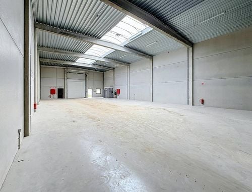                                         Entrepôt à louer à Evergem, € 2.000
