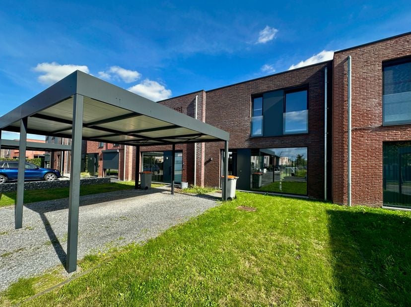 Huis te huur in In De Mool 82,
                    3630 Mechelen-aan-de-Maas