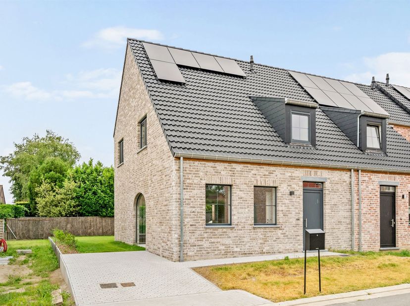 Huis te koop
                    in 8780 Oostrozebeke
