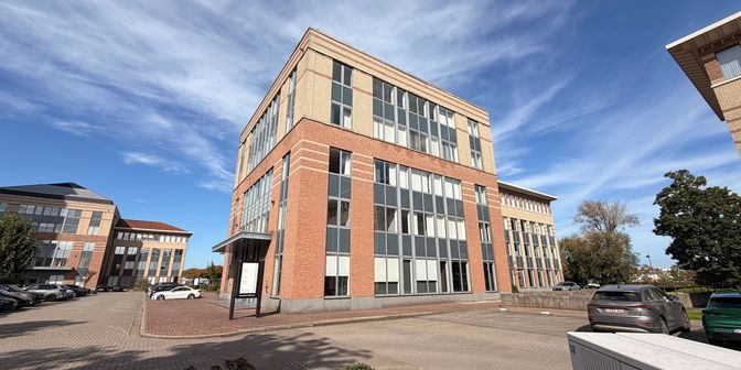 Bedrijfsvastgoed te huur in Schaliënhoevedreef 20 - C bus 1B, 2800 Mechelen