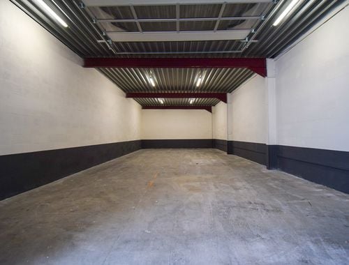                                        Bedrijfsgebouw te huur in Boorsem, € 650
