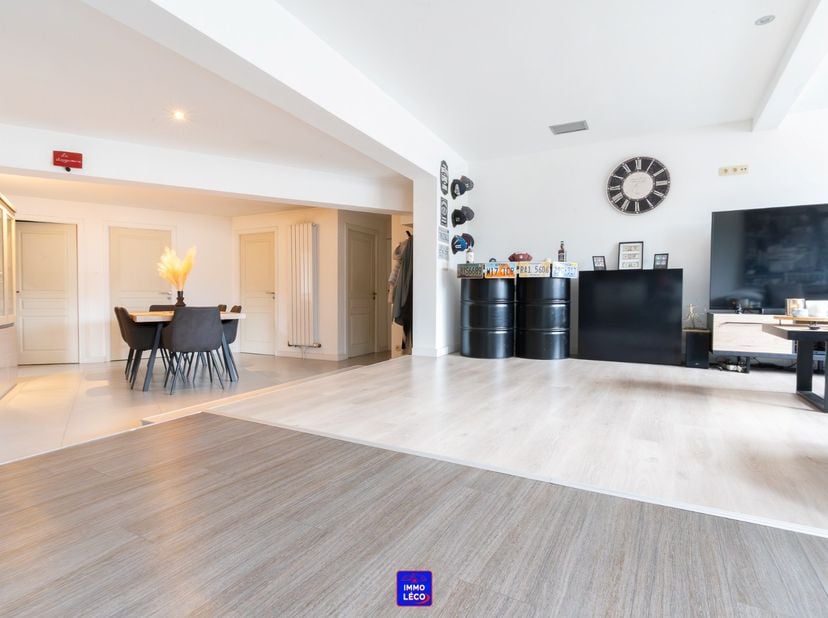 Appartement te huur in ,
                    7700 Moeskroen