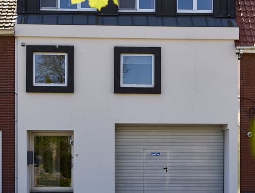                                         Bien commercial avec habitation à vendre à Hasselt, € 695.000
