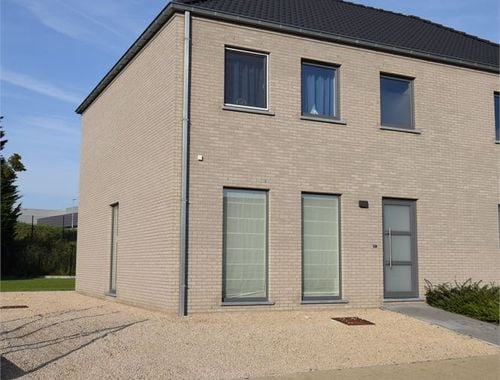                                         Maison à vendre à Sint-Lievens-Houtem, € 316.228
