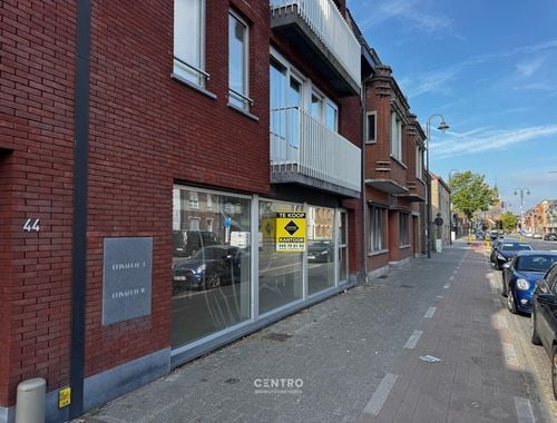                                         Kantoorruimte te koop in Sijsele, € 259.000
