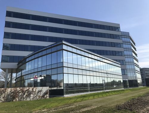                                         Bureaux à louer à Erembodegem, € 1.600
