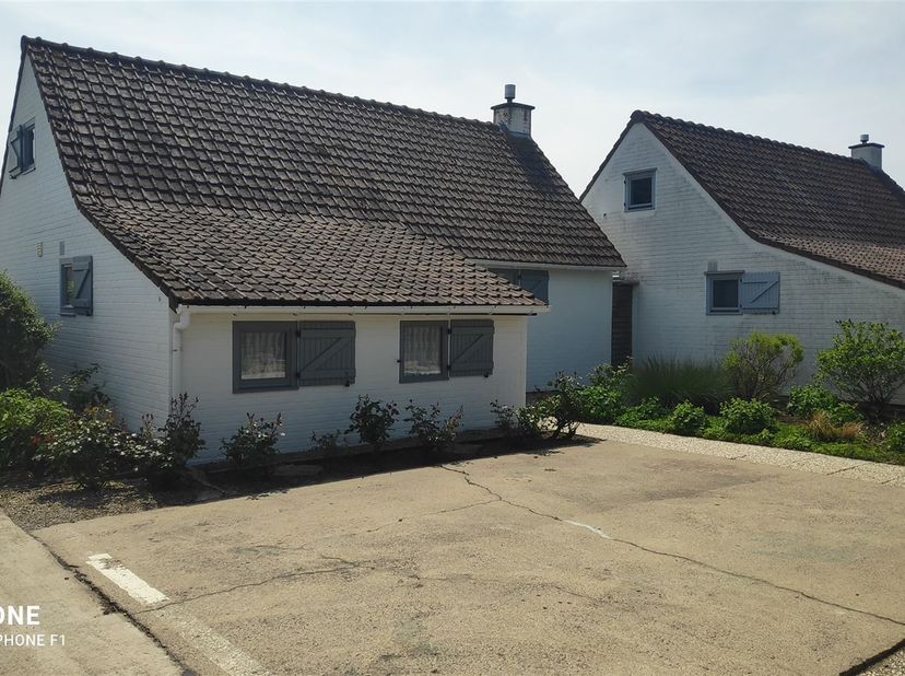 Huis te koop in Duinhoekstraat 127 bus 94,
                    8660 Adinkerke