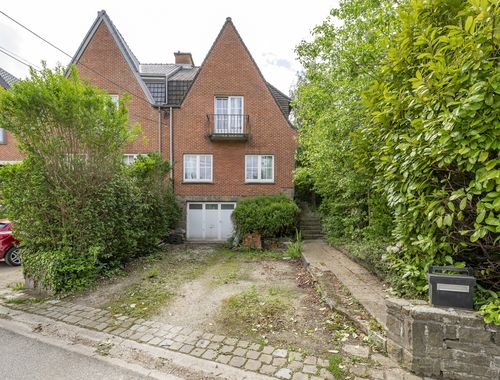                                         Maison à vendre à Wauthier-Braine, € 250.000
