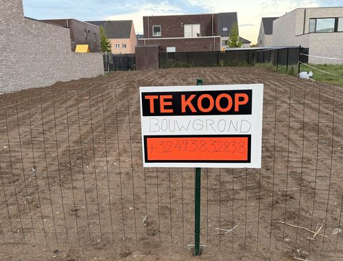                                         Terrain à bâtir à vendre à Mechelen-aan-de-Maas, € 225.000
