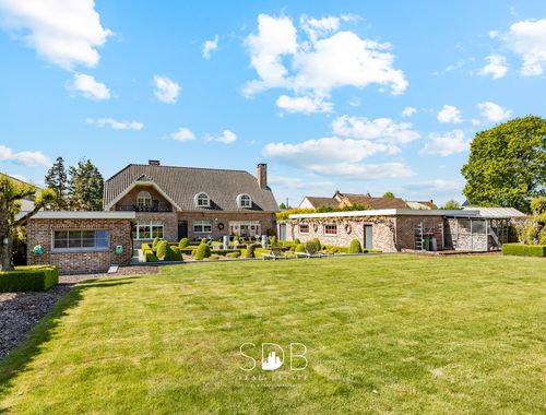                             Villa te koop in Hundelgem
