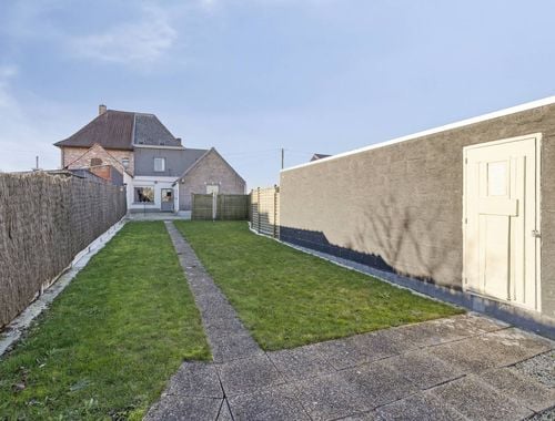                                         Woning te koop in Anzegem, € 250.000
