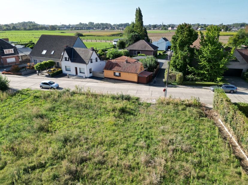 Grond te koop in Heiplasstraat 68B,
                    9340 Lede