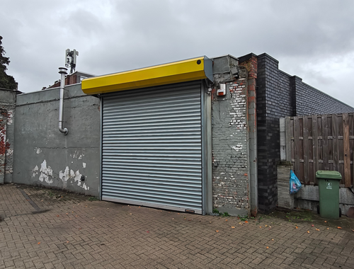                                         Bâtiment commercial à vendre à Deurne, € 570.000

