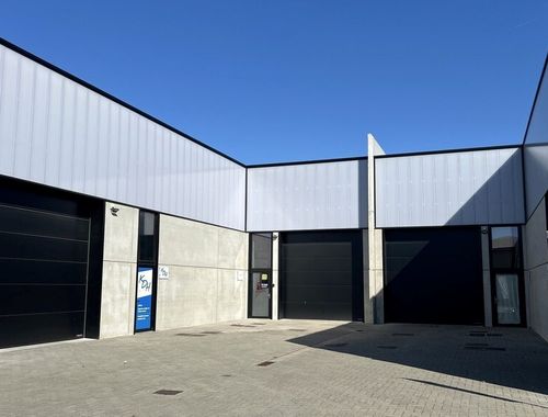                                         Bedrijfsgebouw te huur in Dendermonde, € 1.450
