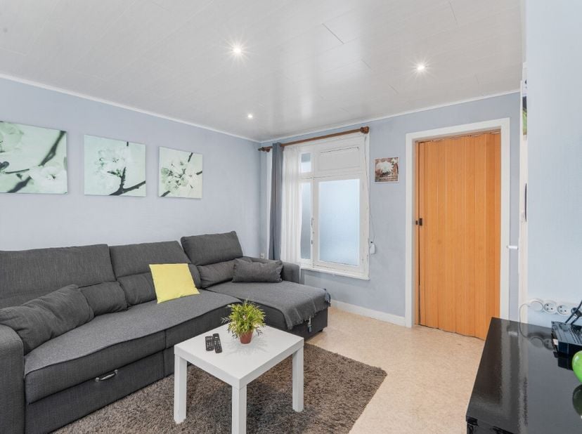 De Panne: 1-slaapkamerappartement op enkele meters van zee Op zoek naar een appartement aan zee? Dit gemoderniseerde 1-slaapkamerappartement is ideaal