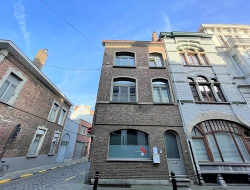                                         Espace de bureaux à louer à Gent, € 750
