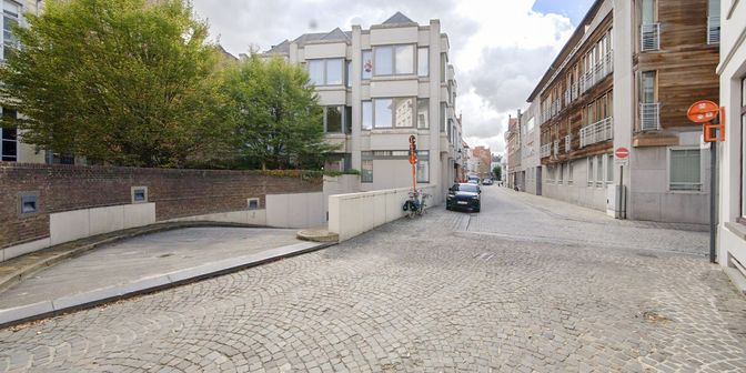Garage te koop in Zilverstraat 5 bus 17, 8000 Brugge