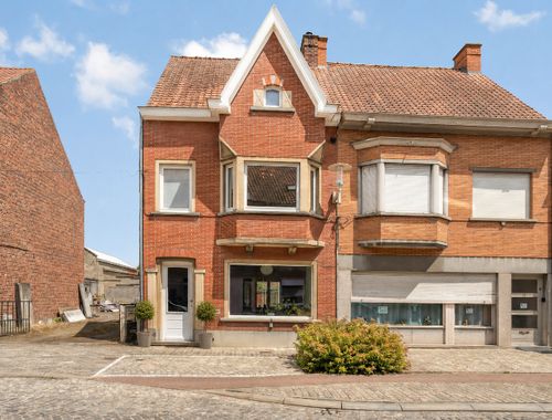                                         Woning te koop in Deinze, € 336.000
