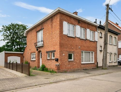                                         Eengezinswoning te koop in Lier, € 335.000
