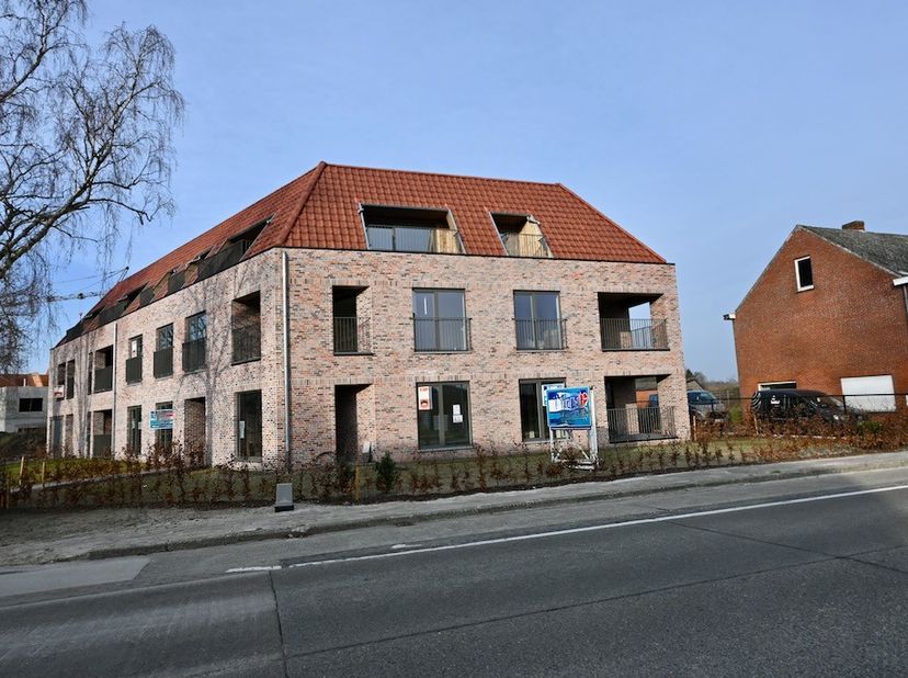 Appartement à vendre
                    à 2400 Mol