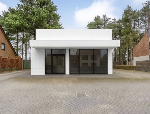                                         Horeca à vendre à Houthalen, € 350.000
