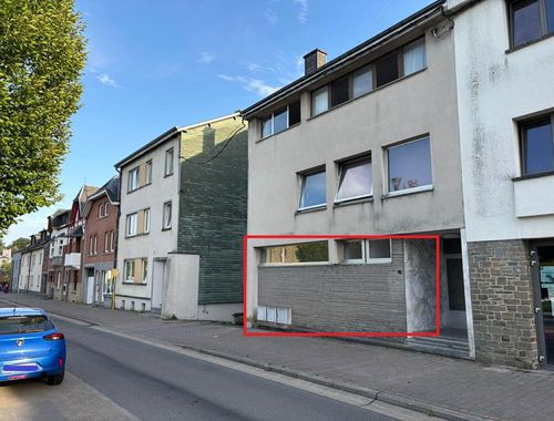                                         Kantoorruimte te huur in Libramont, € 900

