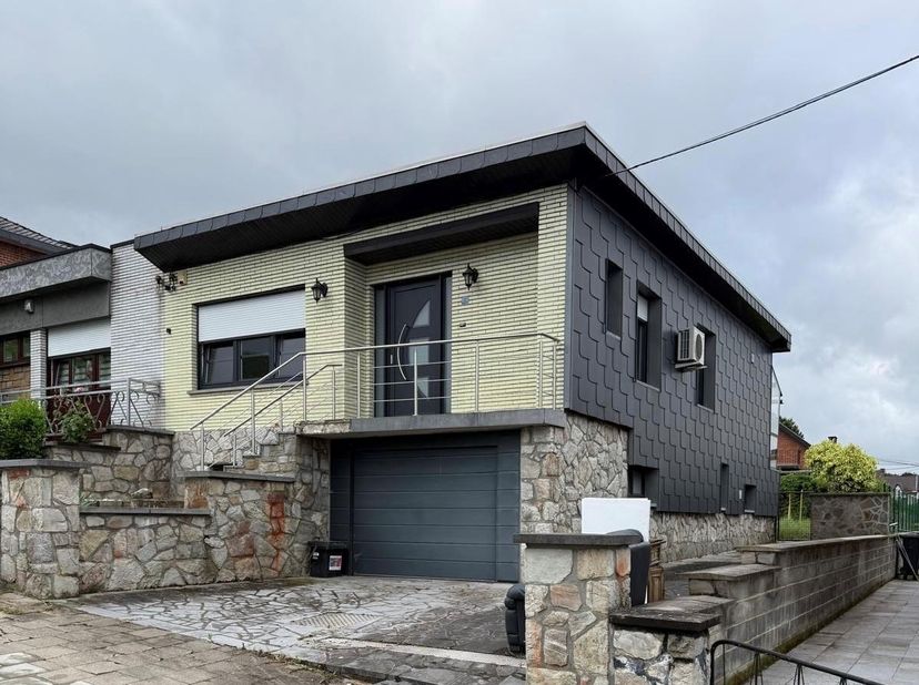 Maison à vendre à Square des Muguets 12,
                    4100 Seraing