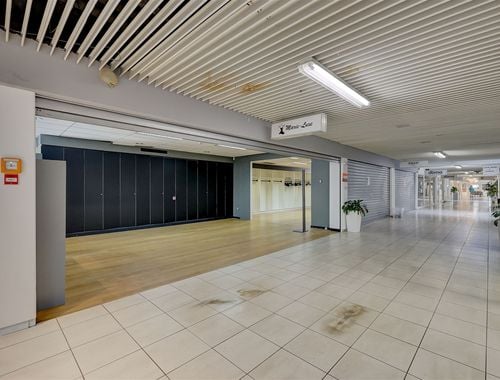                                         Commercieel Gebouw te koop in Wilrijk, € 149.000
