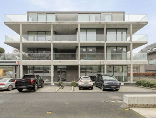                                         Kantoor te huur in Izegem, € 4.650
