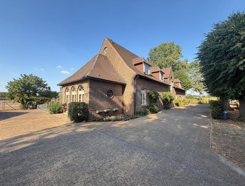                                         Villa-landhuis te koop in Balen, € 920.000
