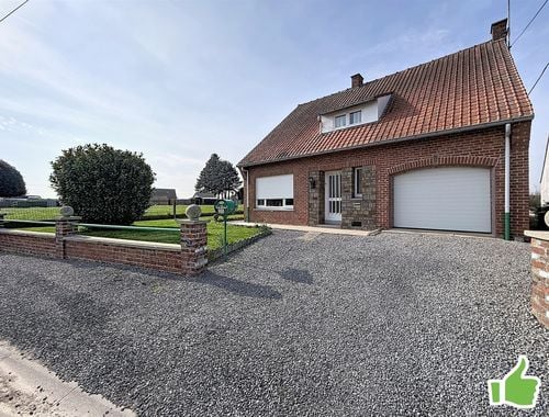                                         Woning te koop in Saint-Léger, € 320.000
