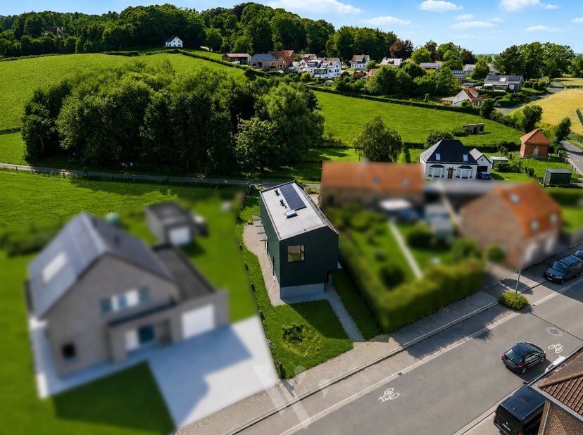 Huis te koop in Dikkebusstraat 110,
                    8950 Loker