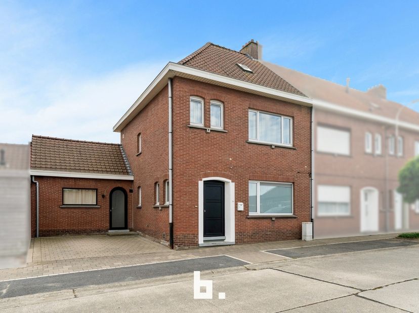 Huis te koop in Koning Boudewijnstraat 128,
                    8500 Kortrijk