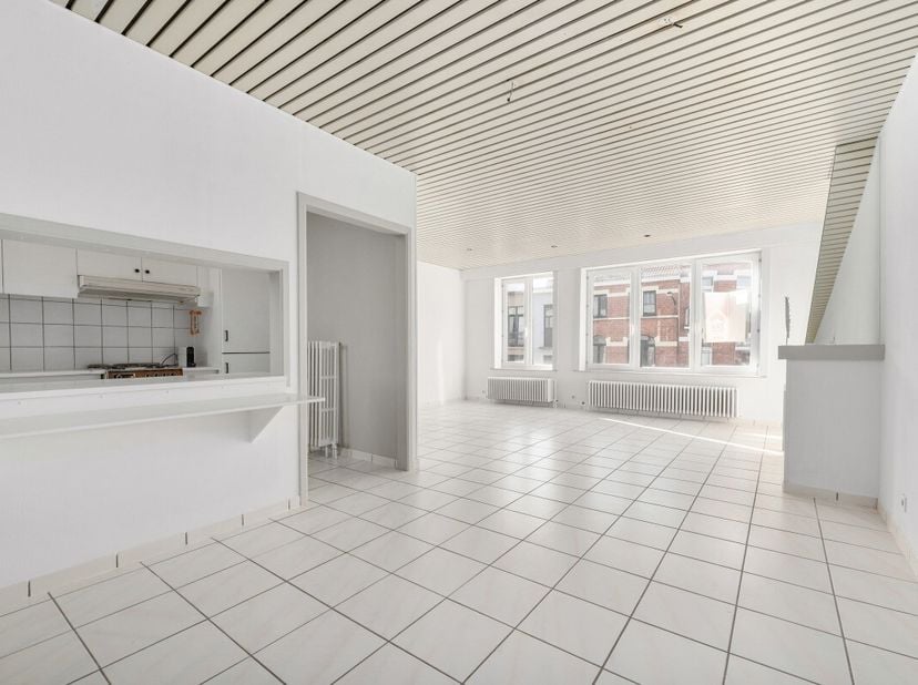 strong&amp;gt;Blankenberge: Ruim, instapklaar appartement met 2 slaapkamers te koop! In het centrum van Blankenberge vinden we dit ruim, instapklaar appar
