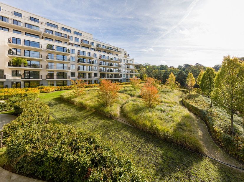 Le Domaine de l’Observatoire, c’est aussi une&amp;nbsp;exceptionnelle qualité de vi(ll)e. Une propriété entièrement&amp;nbsp;clôturée&amp;nbsp;avec des accès pour